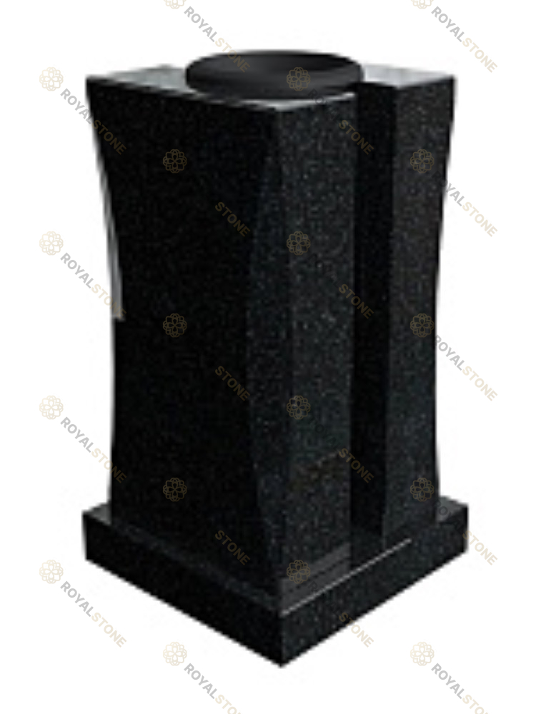 Ваза из Габбро